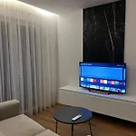 Renas Apartment